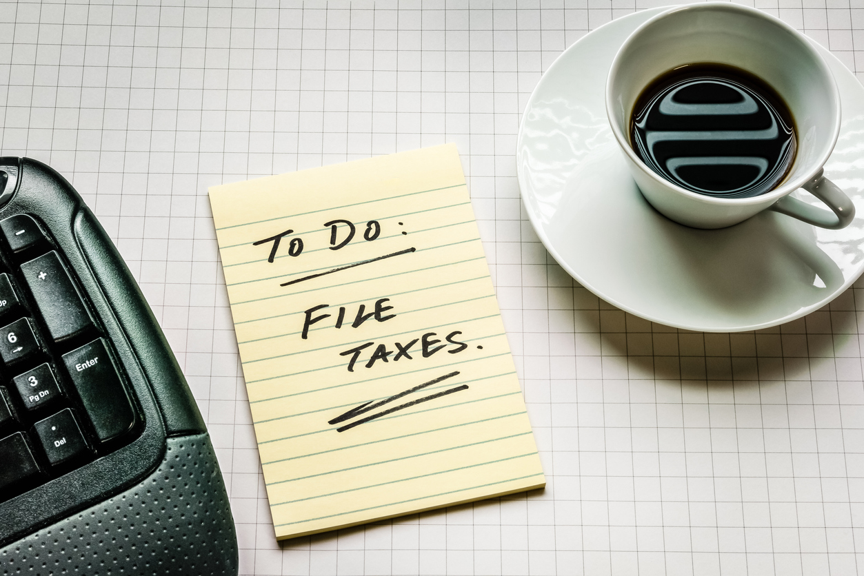 How much does it cost to file taxes